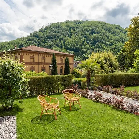 Brecht Bagni di Lucca