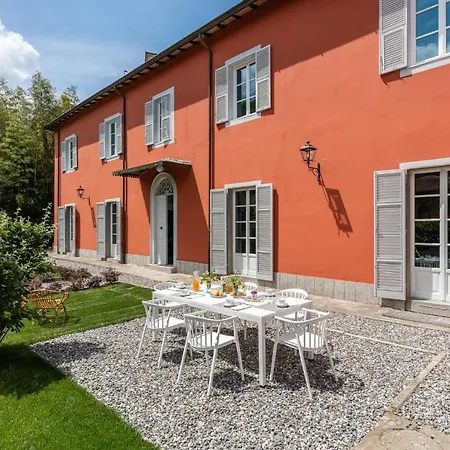 Villa Brecht *