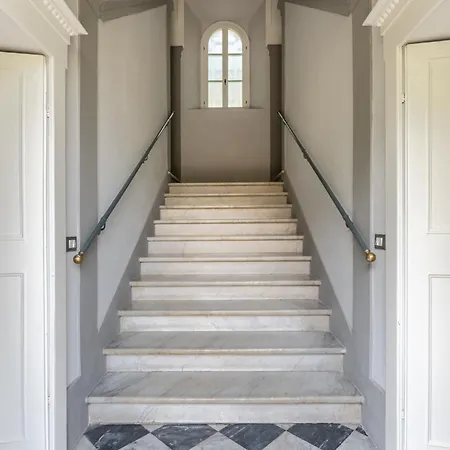 Villa Brecht *